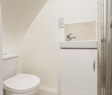 Property to rent - Photo 6