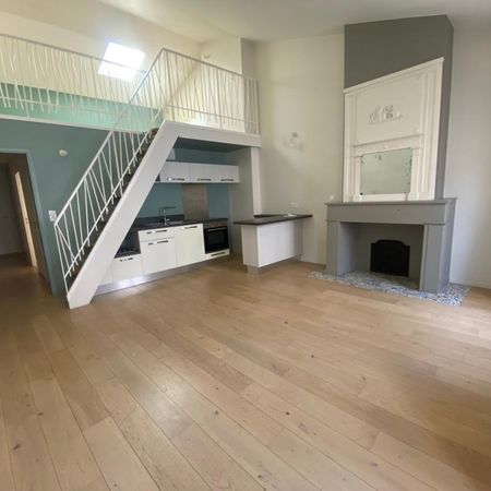 Location Appartement 2 pièces 53m² LA ROCHELLE 17000 - Photo 4