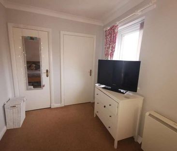 Oxford Street, Newcastle Upon Tyne, NE30 - Photo 2