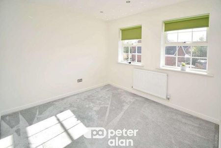 Chichester Close, Newport, NP19 - Photo 4