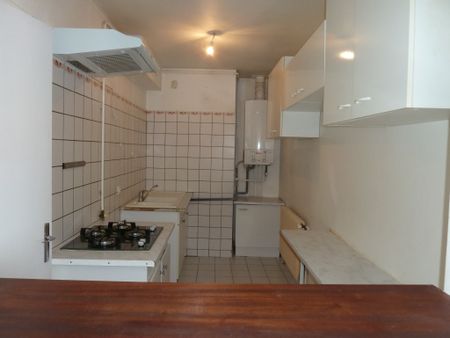 Location Appartement 3 pièces 59m² VAUJOURS 93410 - Photo 2