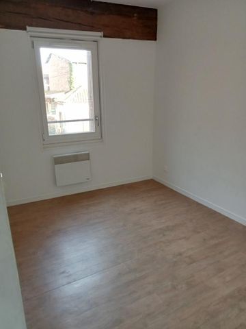 Appartement - T3 - CHATILLON SUR CHALARONNE - Photo 5