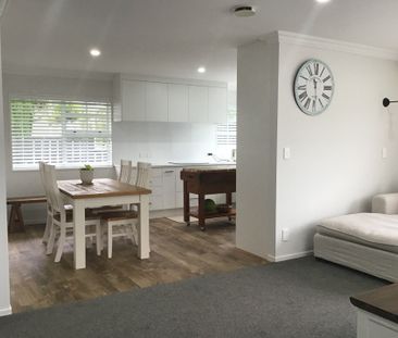 Elegant Stand-Alone Unit For Rent - Photo 4