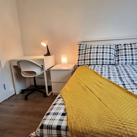 Phibsborough Road, Dublin - Photo 1