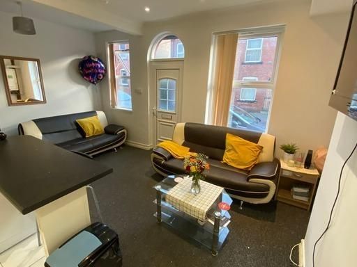 2 bedroom house to rent - Photo 1