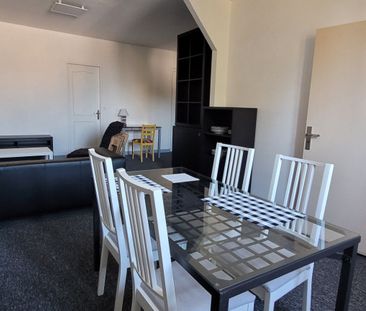 A LOUER Appartement meublé 3 pièces principales - Photo 2