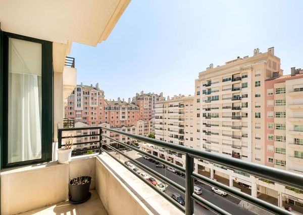 3 Bedroom Apartment with a view, Telheiras, Lisboa