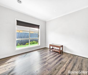 8 Jessie Place, Brookfield, VIC 3338 - Photo 4