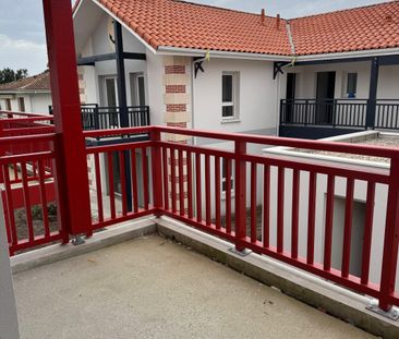 Location Appartement 2 pièces 42m² - Photo 1