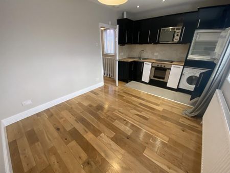 1 bedroom maisonette to rent - Photo 2