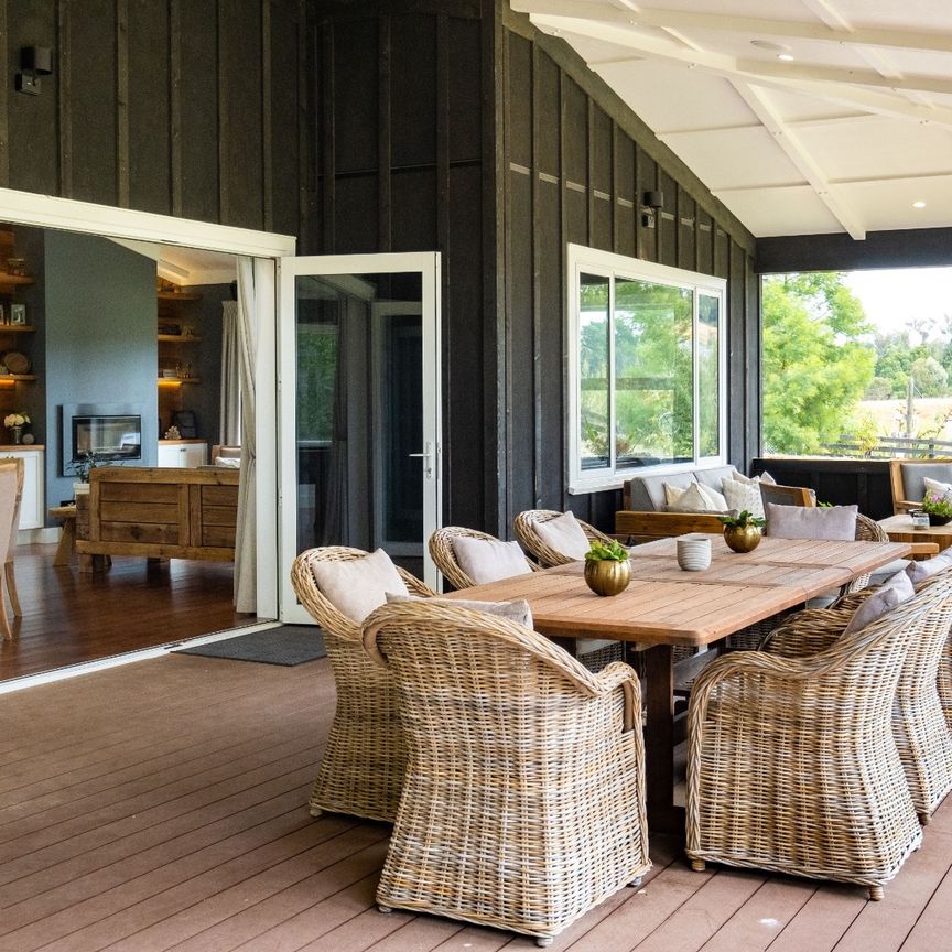 54 Nilgiri Road, Poraiti - Photo 1