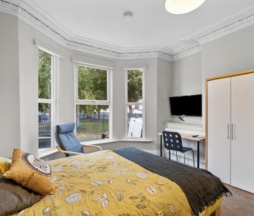 1 bedroom in a house share to rent - Photo 3