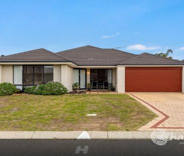 BEAUTIFUL FAMILY HOME!!! - Photo 6