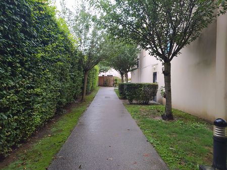 Location appartement 2 pièces, 43.27m², Brie-Comte-Robert - Photo 2