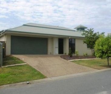 Spacious 3 bedroom house - Photo 1