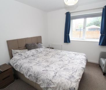 2 Bed Flat, Lower Broughton Road, M7 - Photo 3