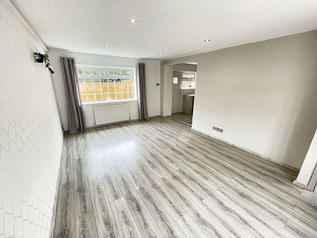 3 bed terraced house to rent in NE34 - Photo 2