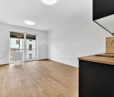 Pronájem bytu 1+kk, Za černým mostem, 35 m - Photo 5