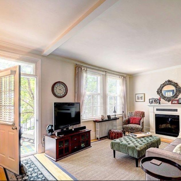 4 1/2 meublé Quartier Montcalm Québec - Furnished 2-bedroom apartment in the Montcalm district, Québec City - Photo 1