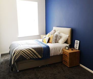 ✨Charming Rooms in Bury- - Photo 4