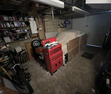 1 bedroom in a house share to rent - Photo 4