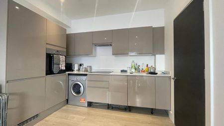 1 bedroom flat to rent - Photo 5