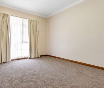 998 Cowra Avenue - Photo 2
