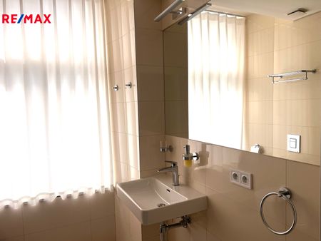 Pronájem bytu 1+kk v osobním vlastnictví 24 m², Praha 1 - Nové Město - Photo 4
