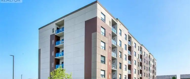 728 BROWNSTONE DRIVE Unit# 406 | 728 BROWNSTONE DRIVE Unit# 406, Lakeshore - Photo 1