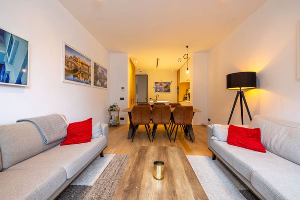 Groot drieslaapkamerappartement met 2 ruime dakterrassen! - Photo 1