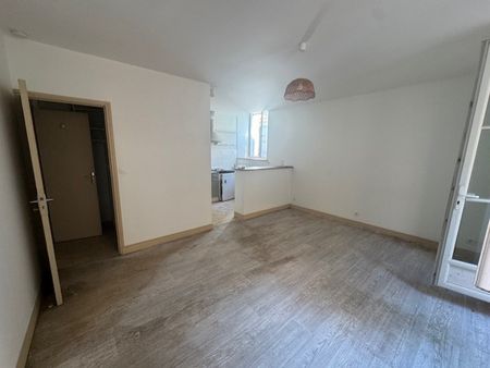 Location Appartement 2 pièces 39m² MONTMORILLON 86500 - Photo 4