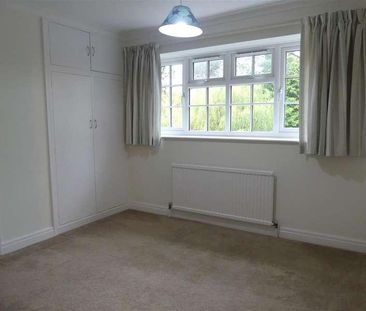 Rupert Road, Ilkley, LS29 - Photo 2