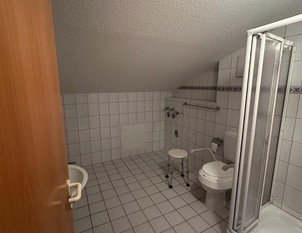 Wohnen für SENIOREN barrierearme 2-Raum-Wohnung mit Einbauküche - Foto 1