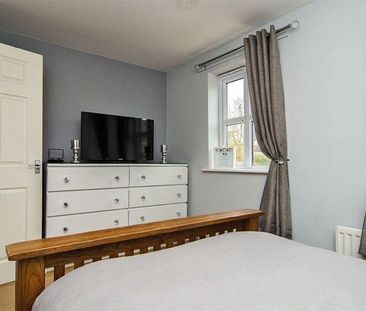 2 bedroom semi-detached house to rent - Photo 3