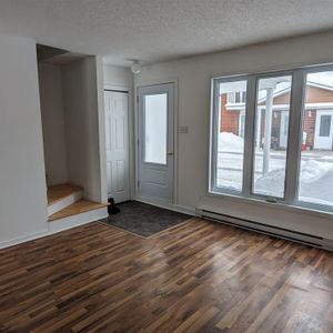 (Gatineau) 357 Avenue De Buckingham 0 - Photo 2