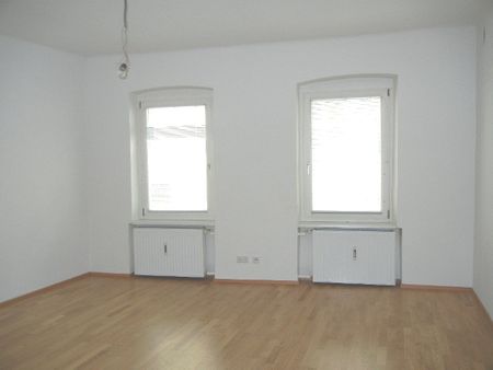 Sehr gut eingeteilte 4-Zimmer Wohnung in Krems-Zentrum - Photo 2