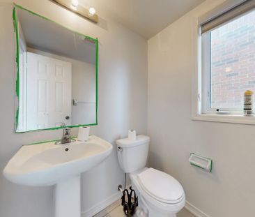 For Lease - 806 Audley Road, Ajax, Ontario - Photo 5