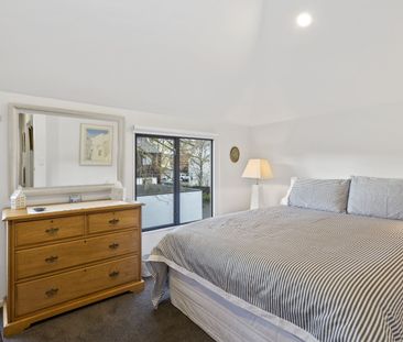 FURNISHED 2 Bedroom Apartment in the City - Photo 4