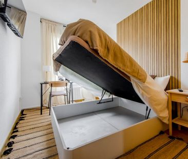 Calle del Oriana, Madrid, Community of Madrid 28045 - Photo 6