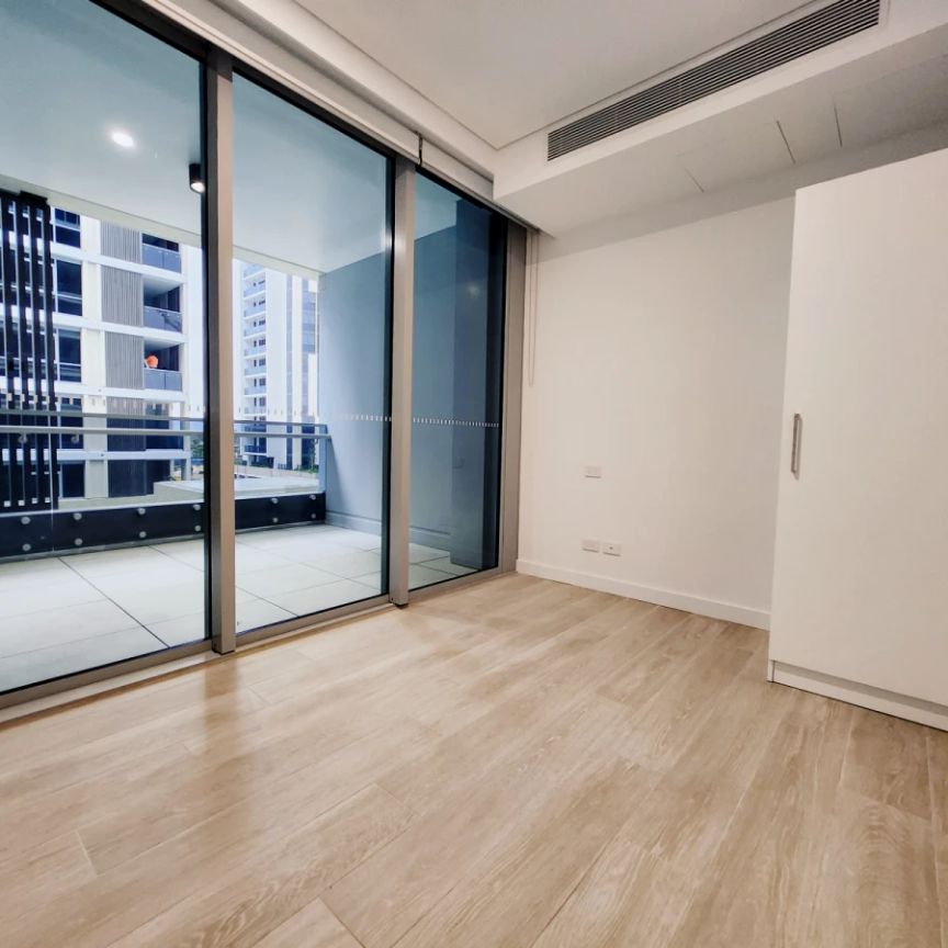 2 bed 1 bath-1101 - Photo 1