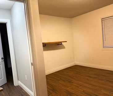 For Lease - 1417 Sheldon Street Unit# MAIN, Innisfil, Ontario - Photo 5