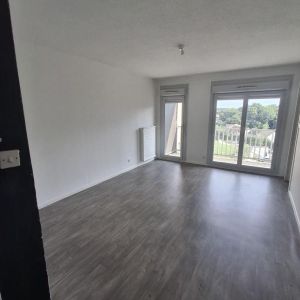 Location Appartement à LE PEAGE DE ROUSSILLON - Photo 1