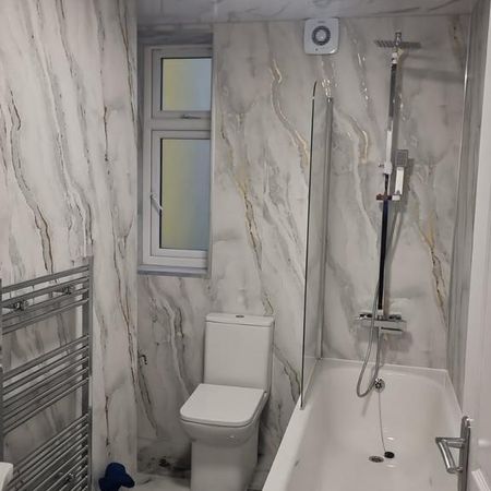 3 bedroom terraced house to rent - Photo 4