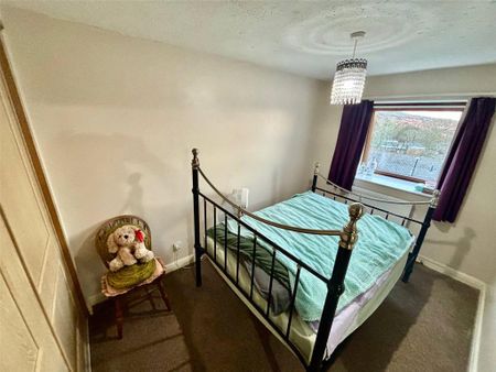 3 bedroom terraced house to rent - Photo 5