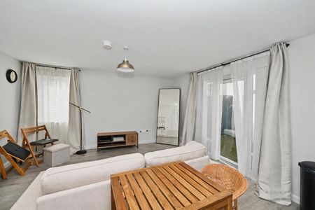 Apt 1, 39 Dundela Crescent, Belfast, BT4 3BN - Photo 2