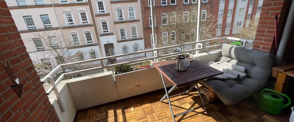 Möblierte Wohnung mit Stellplatz und großem Balkon 1.12.-1.6. - Foto 1