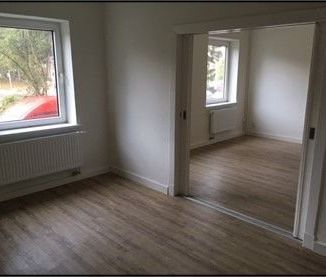 Reutershagen - schöne 3-Zimerwohnung mit Einbauküche zu vermieten - Foto 1