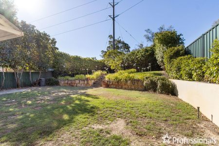 4 Endeavour Avenue, Bull Creek WA 6149 - Photo 2