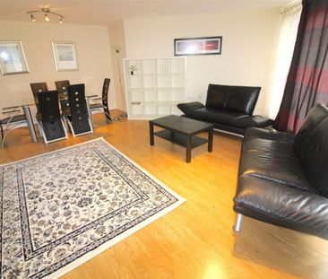 2 Bed Flat For Rent - Photo 2