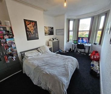 9 bedroom house to rent - Photo 1